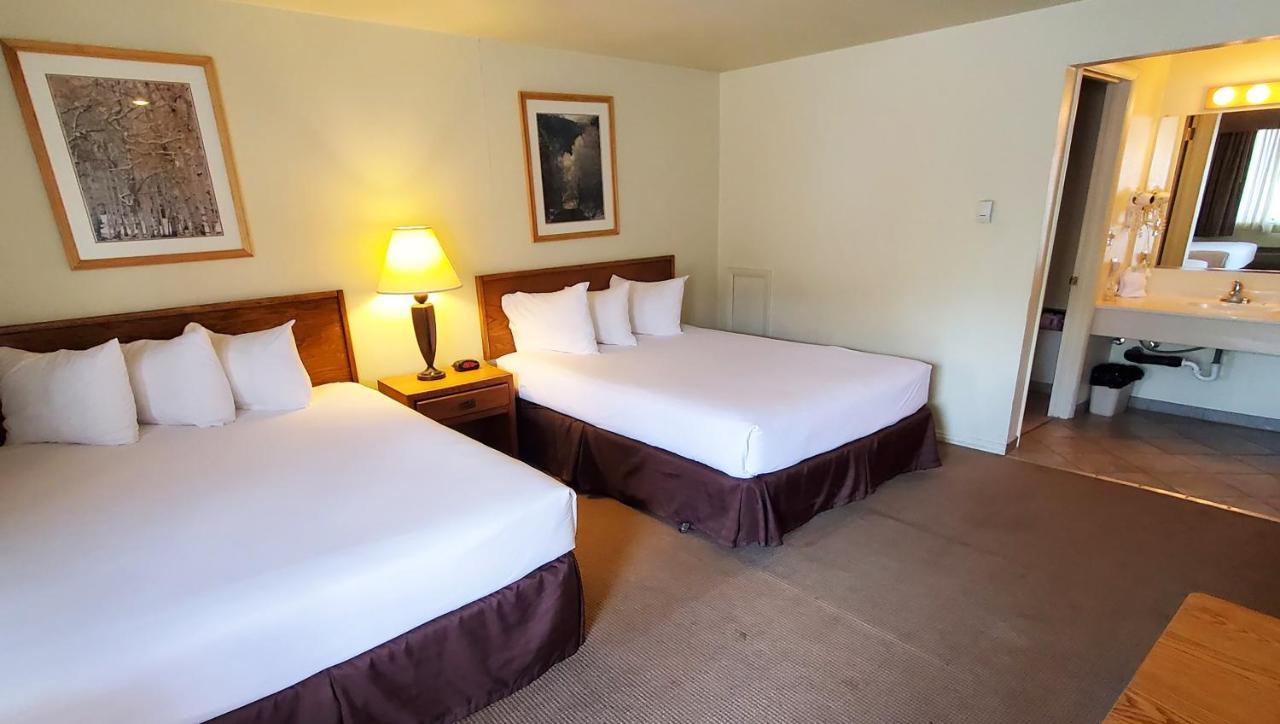 Magnuson Hotel Ely Ngoại thất bức ảnh