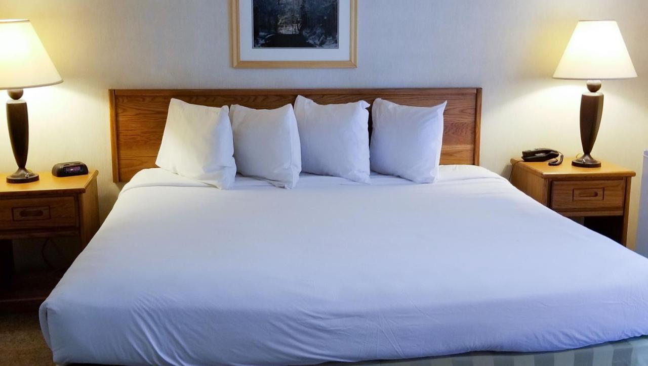 Magnuson Hotel Ely Ngoại thất bức ảnh